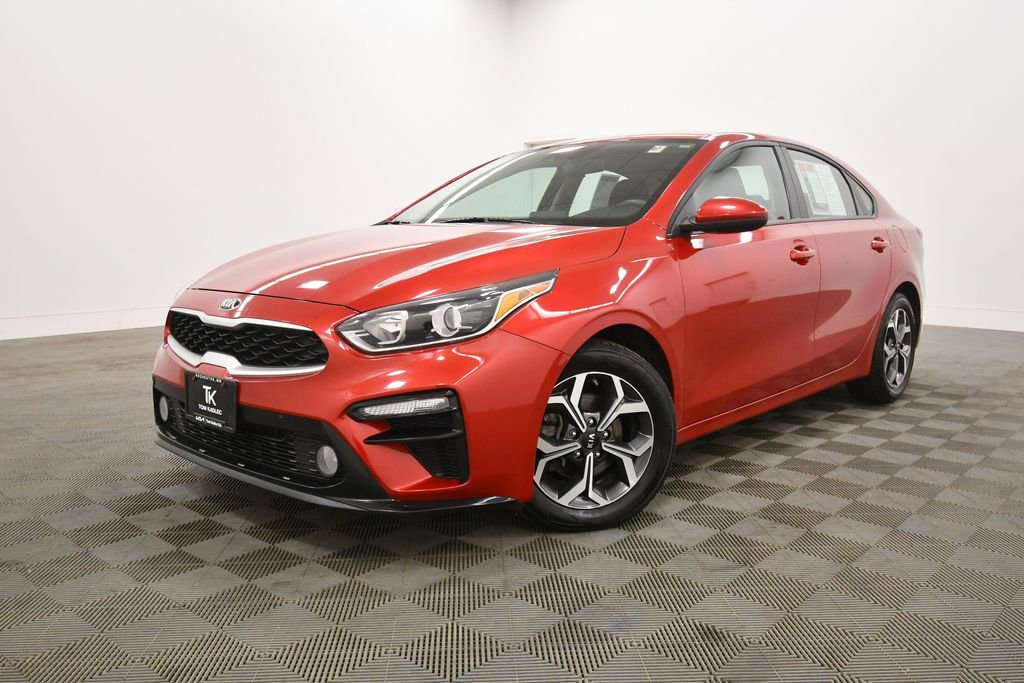 Certified 2019 Kia Forte LXS image 2