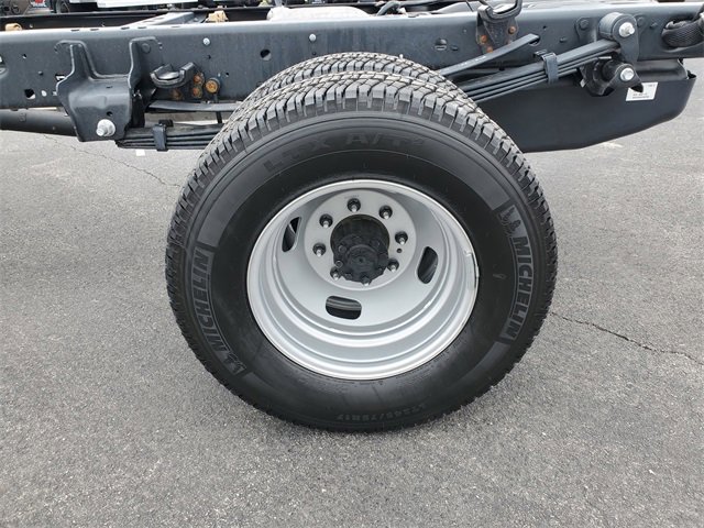 New 2025 Ford F350 XL w/ Snow Plow Prep Package image 12