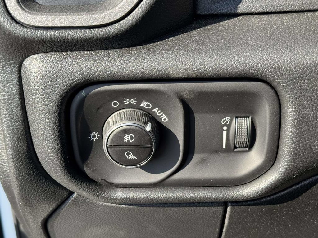 New 2026 RAM 3500 Tradesman AWD/4WD image 28