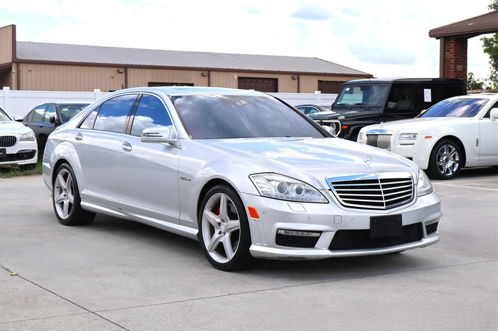 Used 2010 Mercedes-Benz S 63 AMG image 9