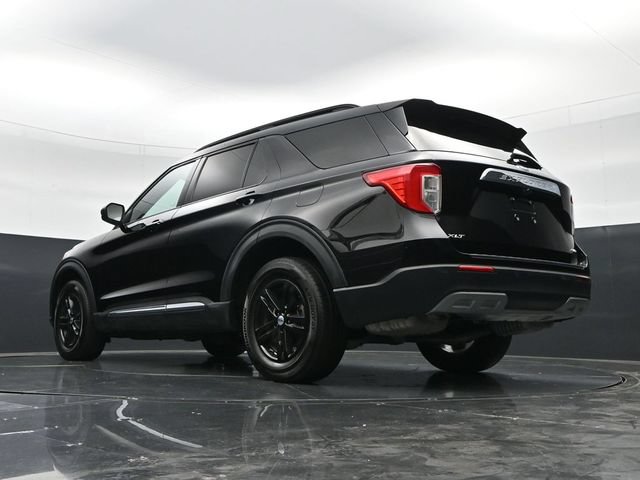 Used 2023 Ford Explorer XLT w/ Equipment Group 202A AWD/4WD image 51