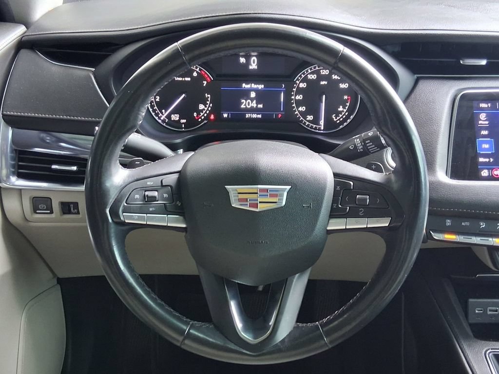 Used 2023 Cadillac XT4 Luxury FWD image 10