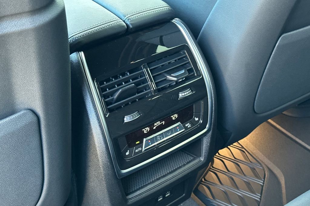 New 2026 BMW X5 sDrive40i w/ Climate Comfort Package image 13