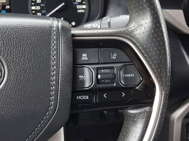 Used 2022 Toyota Tundra SR5 w/ SR5 Convenience Package AWD/4WD image 22
