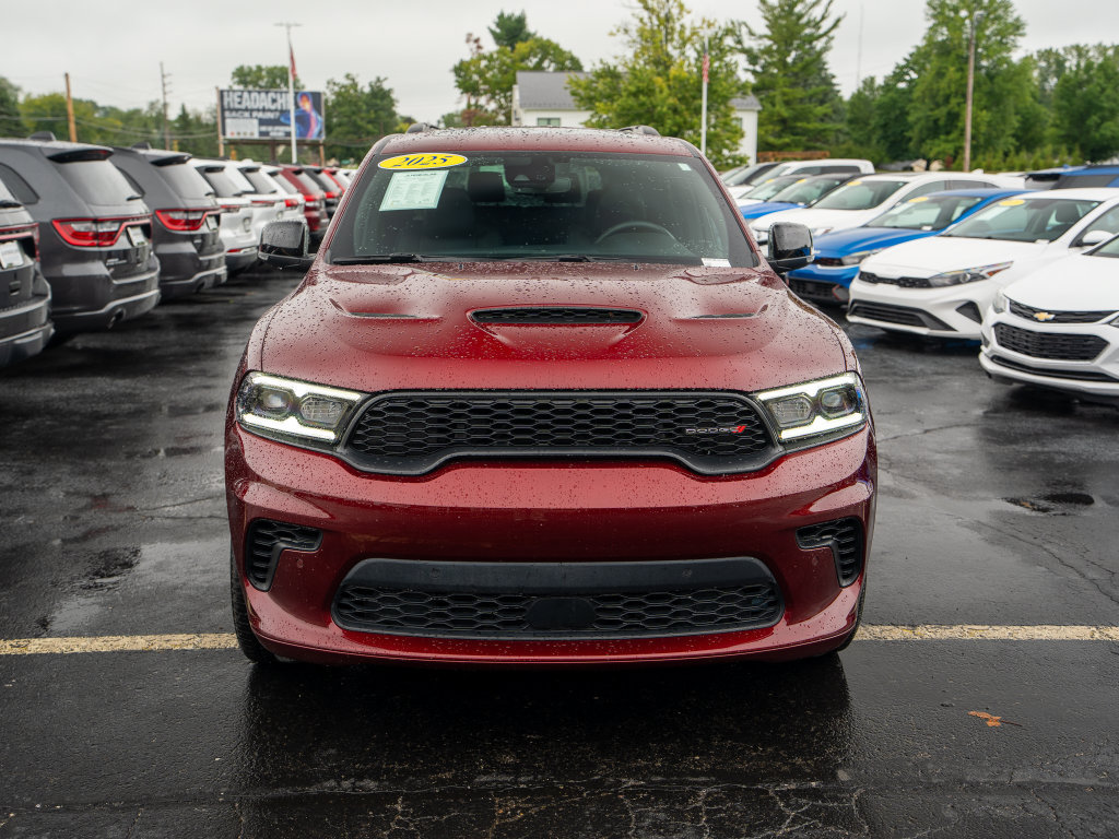 Used 2025 Dodge Durango R/T AWD/4WD image 3