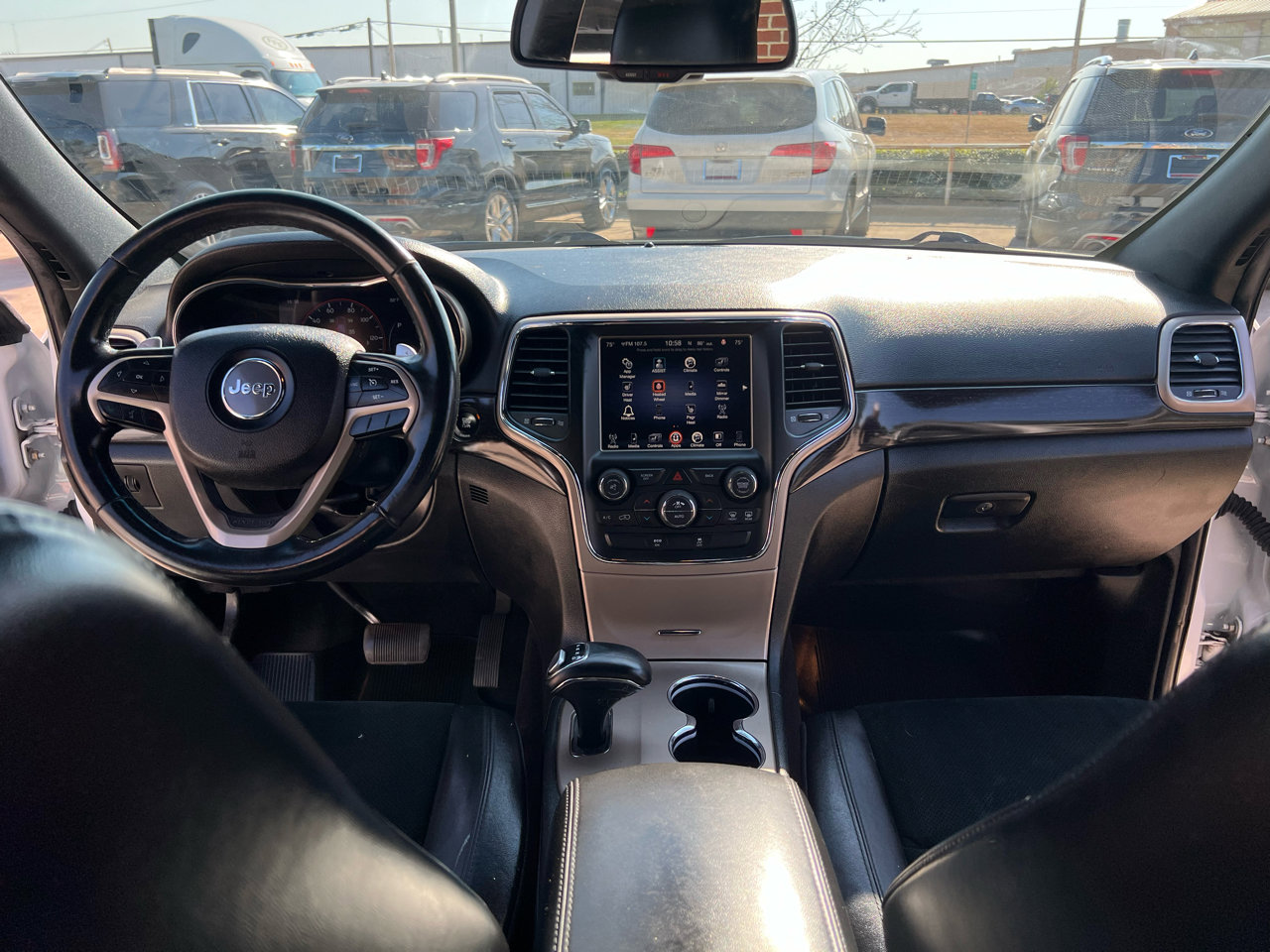Used 2015 Jeep Grand Cherokee Altitude image 10