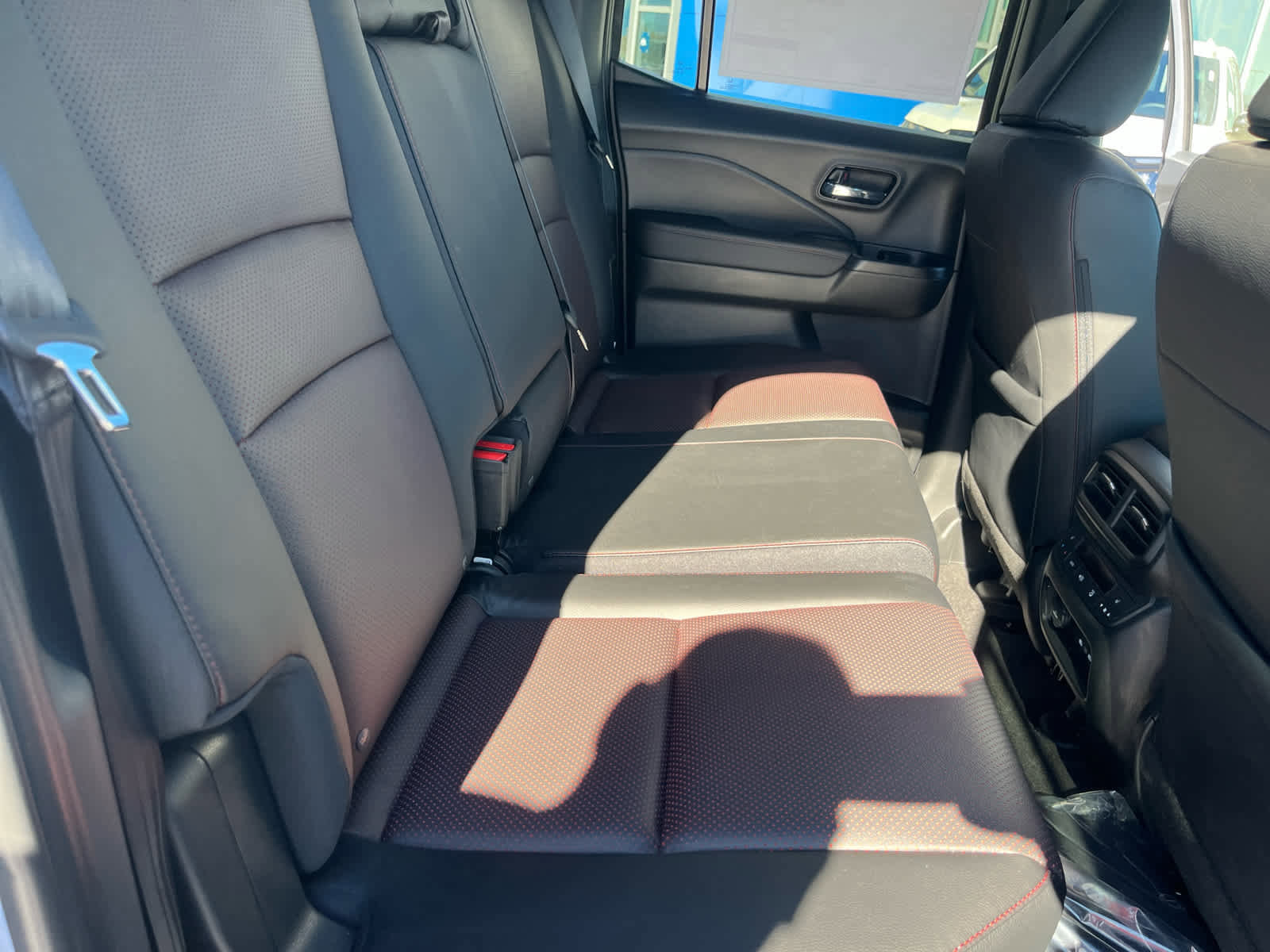 New 2026 Honda Ridgeline Black Edition image 38