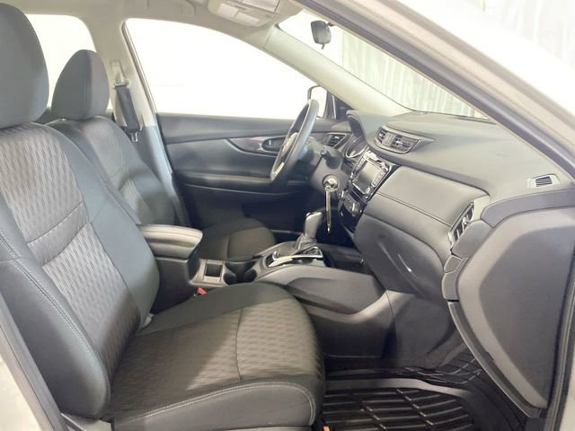 Used 2019 Nissan Rogue S AWD/4WD image 35