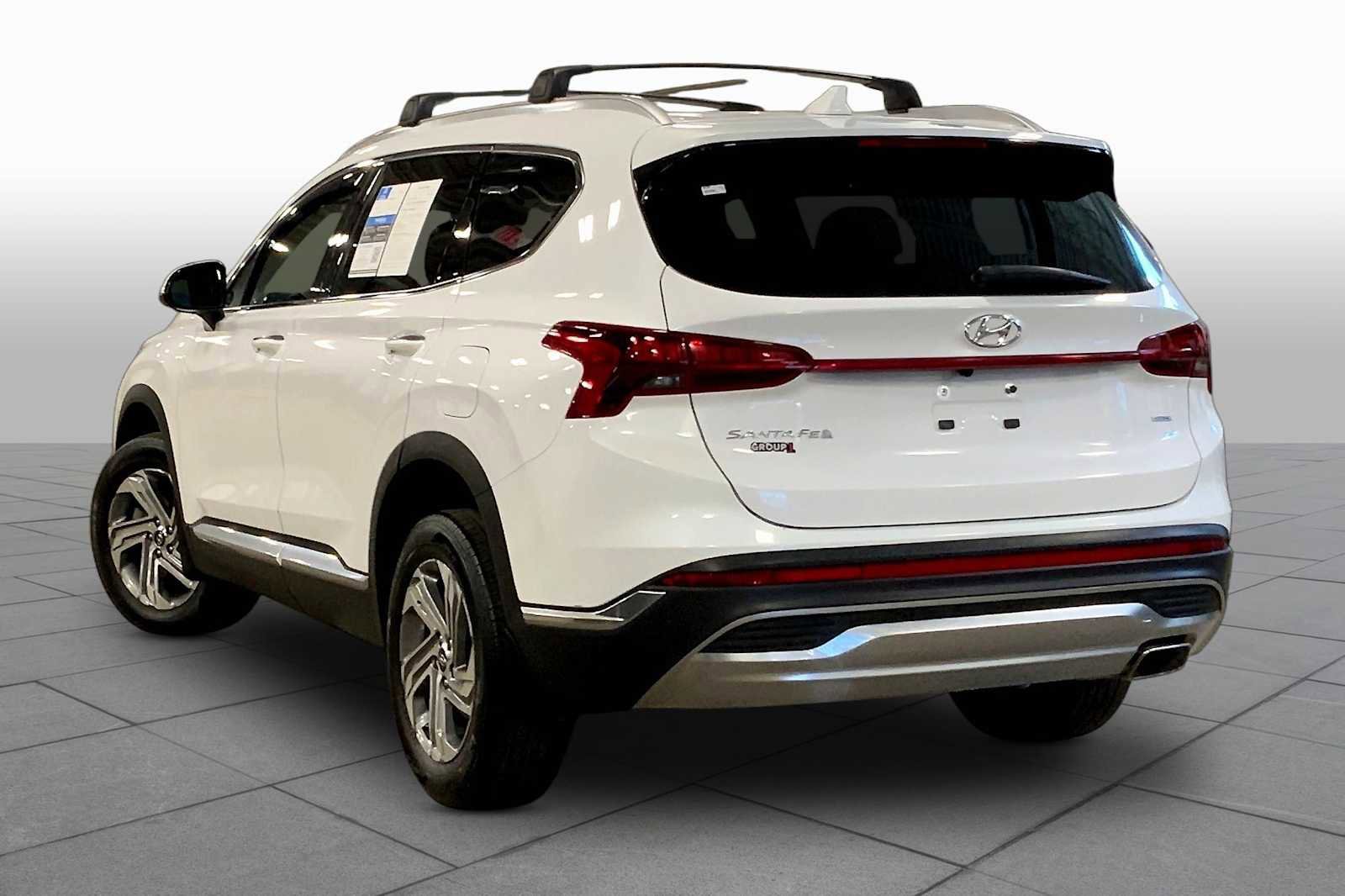 Used 2022 Hyundai Santa Fe SEL w/ Convenience Package image 12