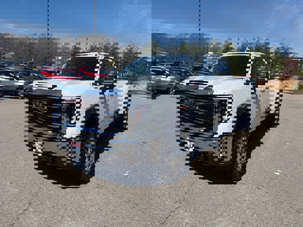 New 2026 GMC Sierra 3500 SLT w/ SLT Convenience Package image 3