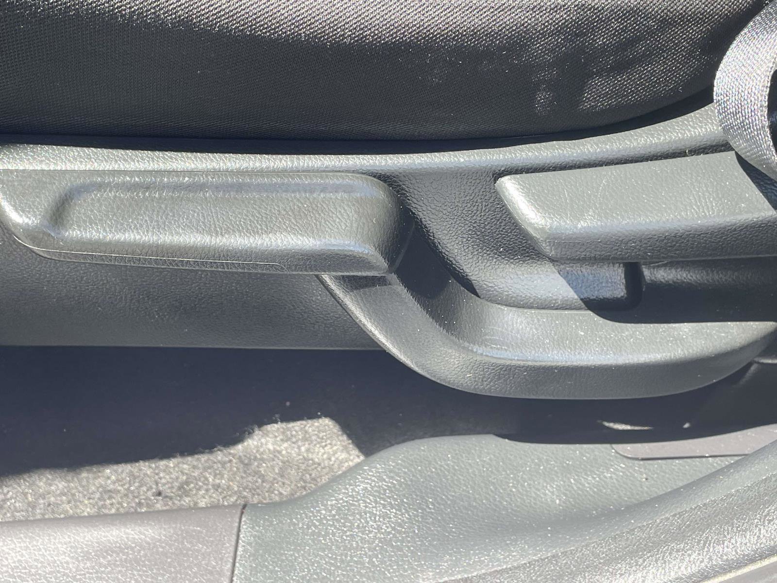 Used 2016 Honda HR-V EX image 16