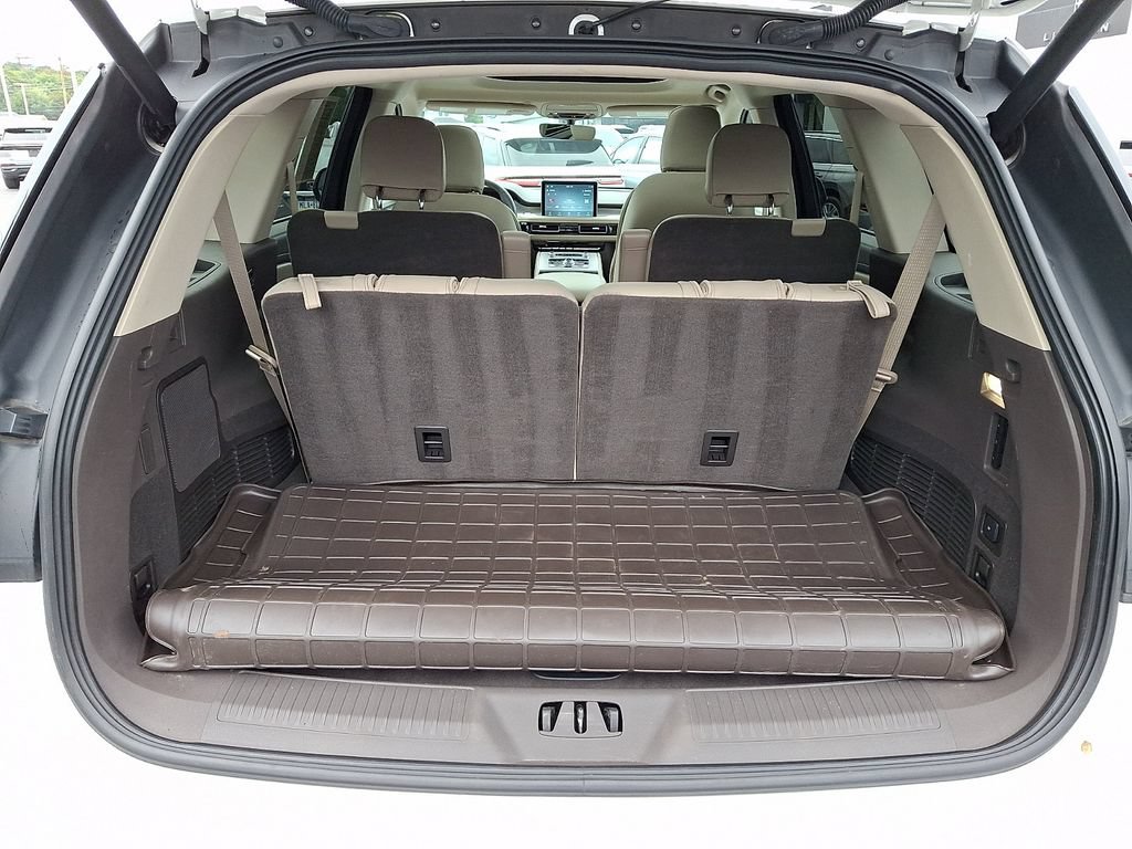 Certified 2024 Lincoln Aviator AWD w/ Premium Package image 31