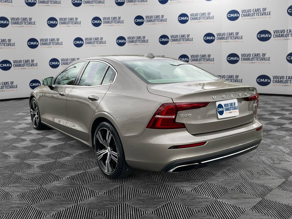 Used 2020 Volvo S60 T5 Inscription image 3