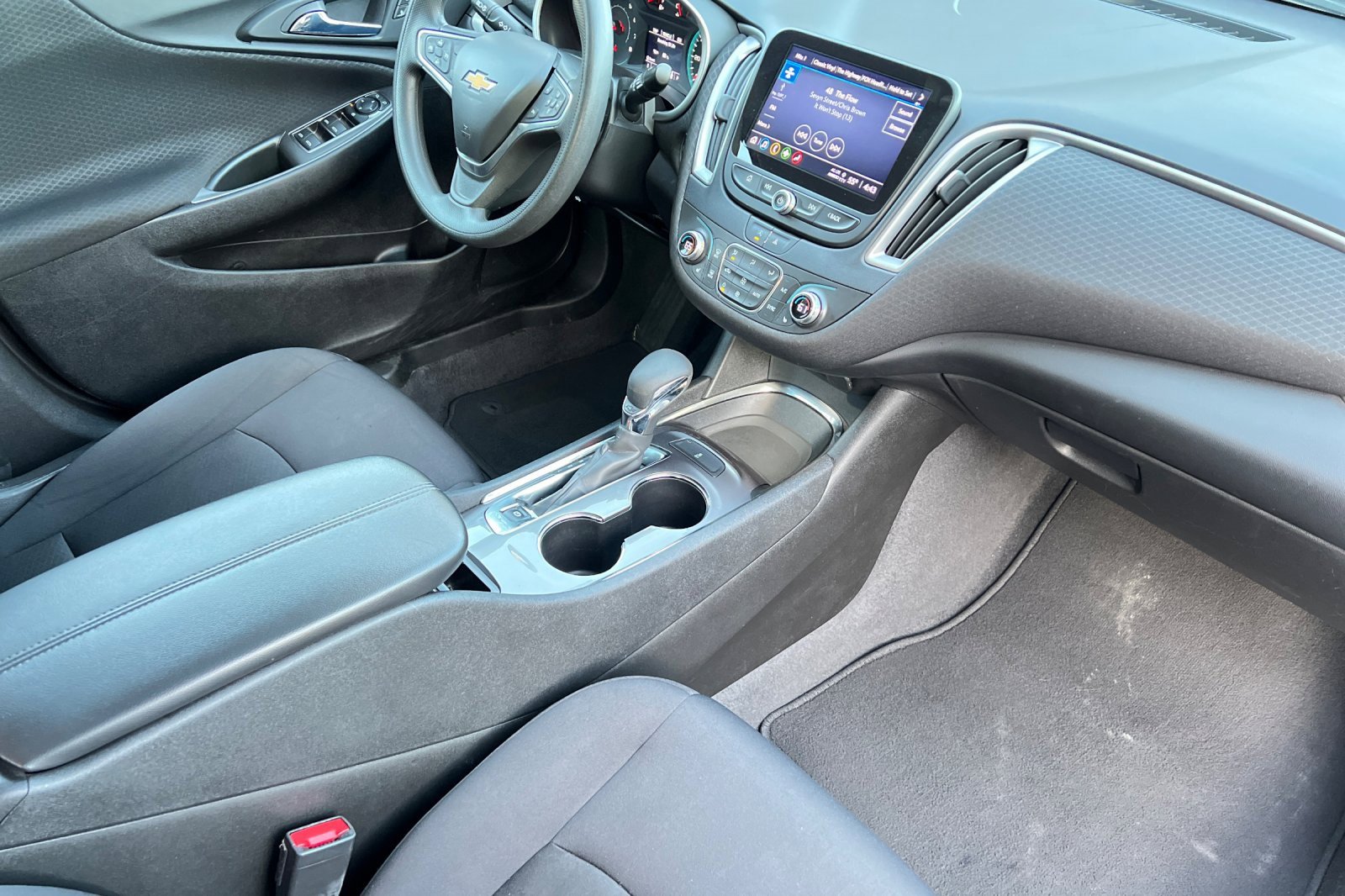 Used 2022 Chevrolet Malibu LT image 20