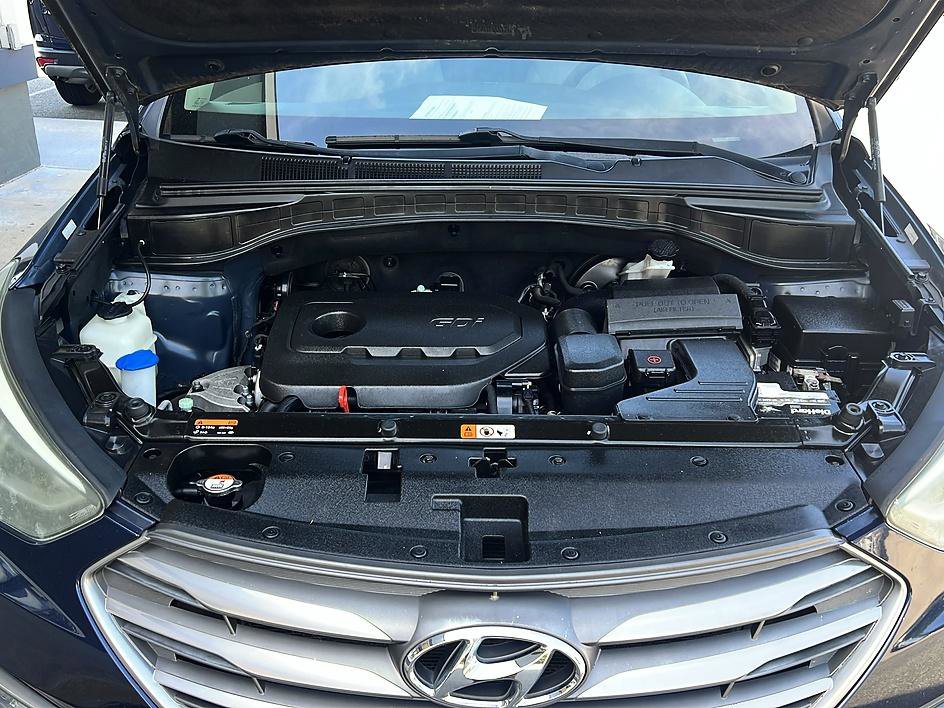 Used 2017 Hyundai Santa Fe Sport FWD image 9