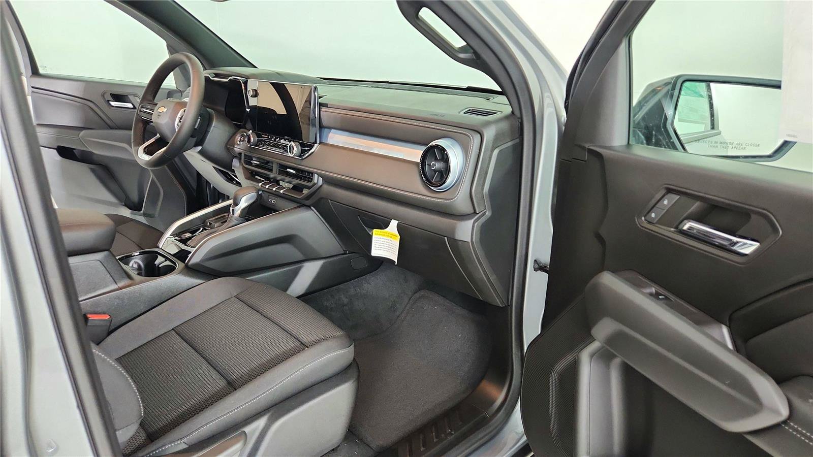 Used 2023 Chevrolet Colorado LT w/ LT Convenience Package II RWD image 38