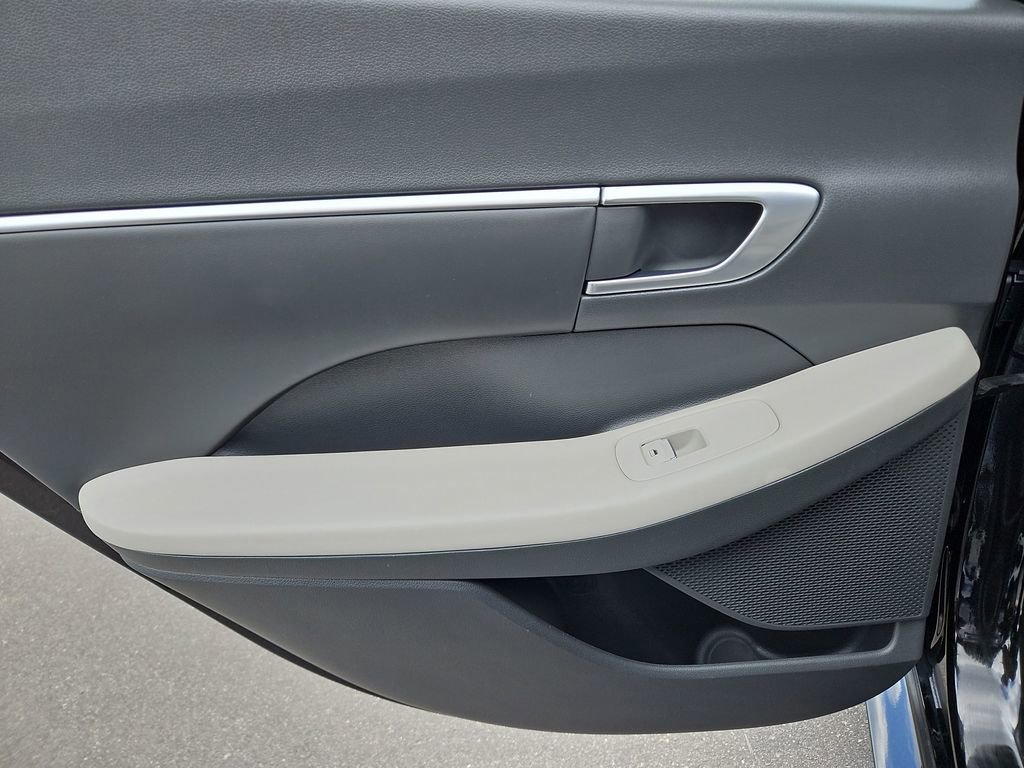 Used 2021 Hyundai Sonata SEL FWD image 24