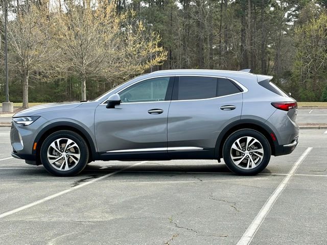 Used 2021 Buick Envision Essence w/ Technology Package I FWD image 3