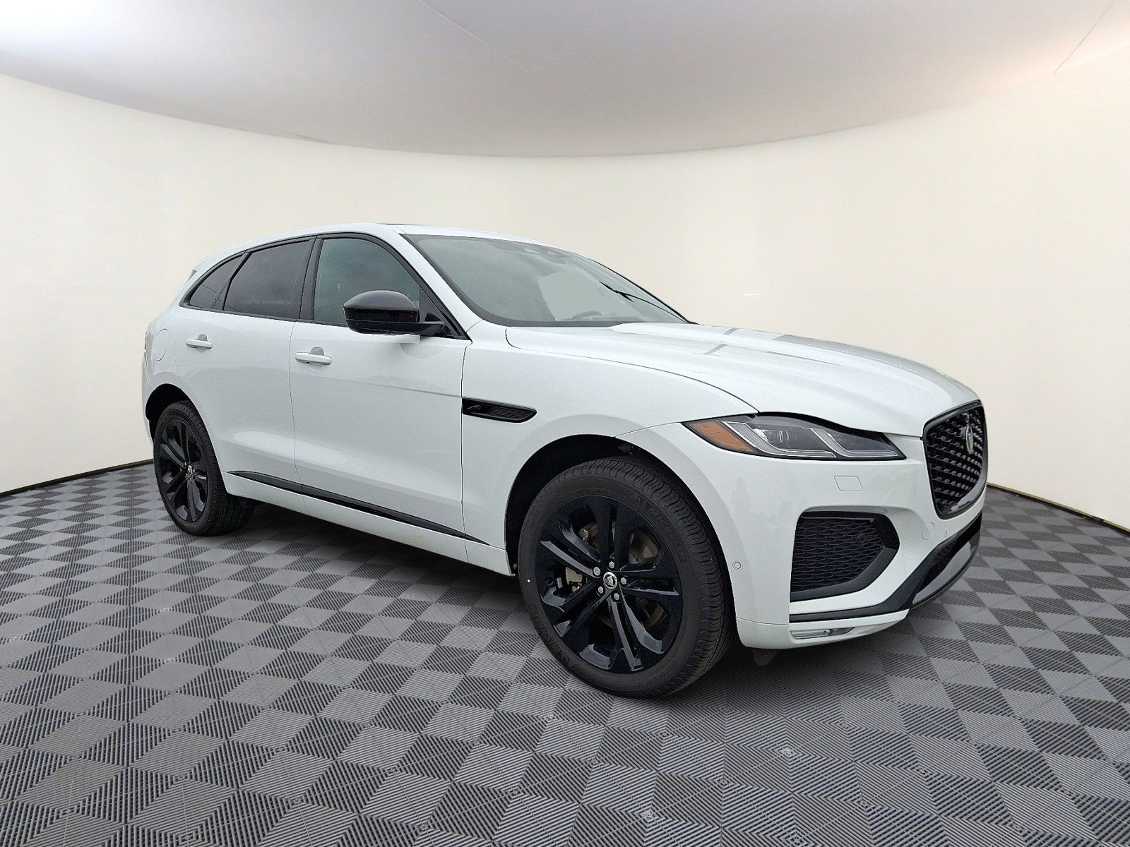 Used 2026 Jaguar F-PACE R-Dynamic S