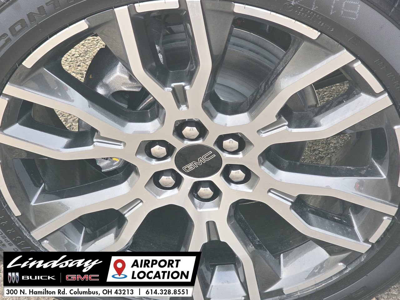 New 2026 GMC Acadia Denali Ultimate w/ LPO, Floor Liner Package image 35