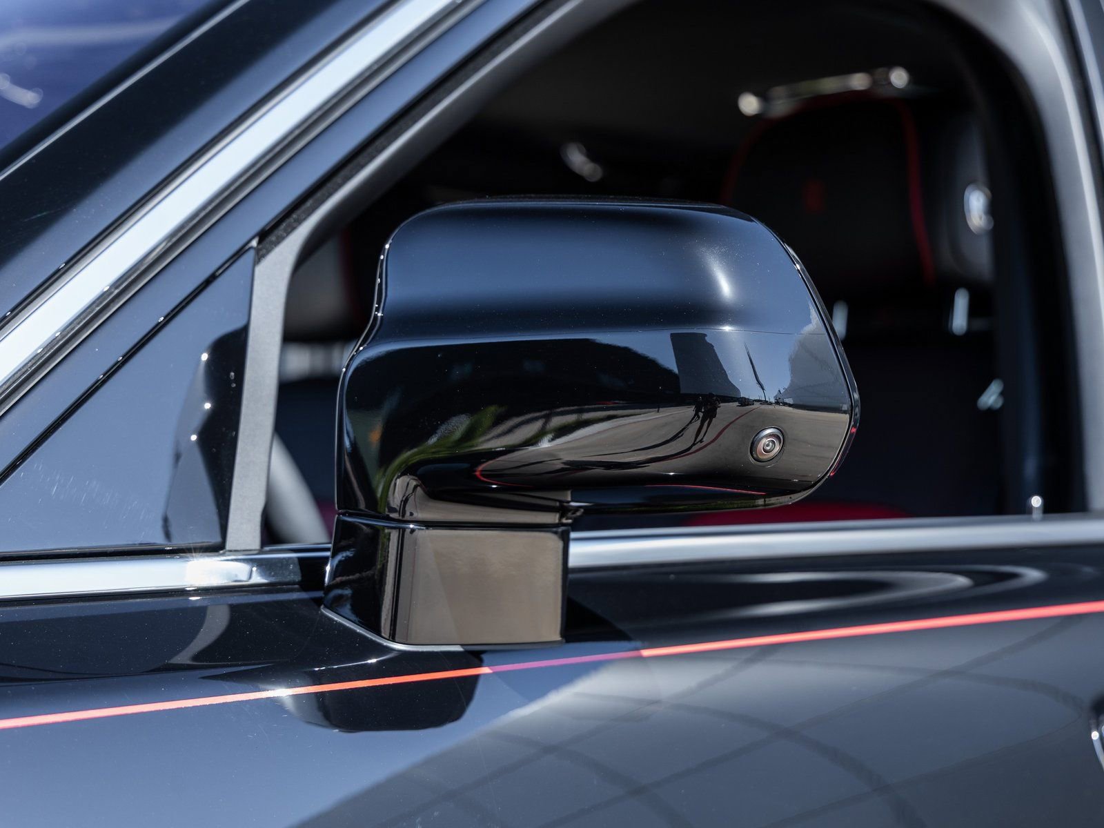 Certified 2025 Rolls-Royce Cullinan image 19