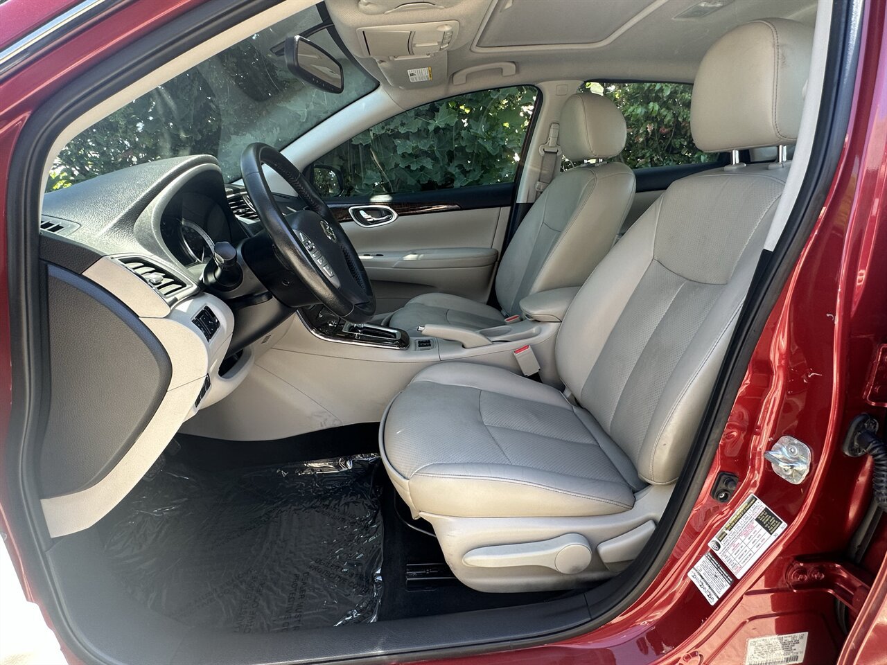 Used 2015 Nissan Sentra SL w/ SL Premium Package FWD image 57