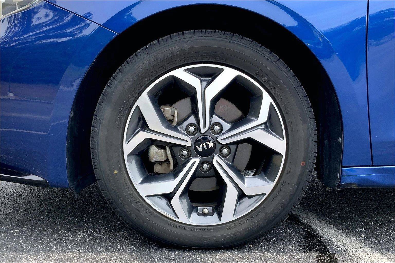 Used 2021 Kia Forte LXS FWD image 8