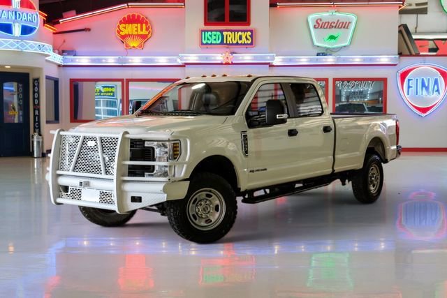 Used 2018 Ford F350 XL w/ Power Equipment Group AWD/4WD image 2