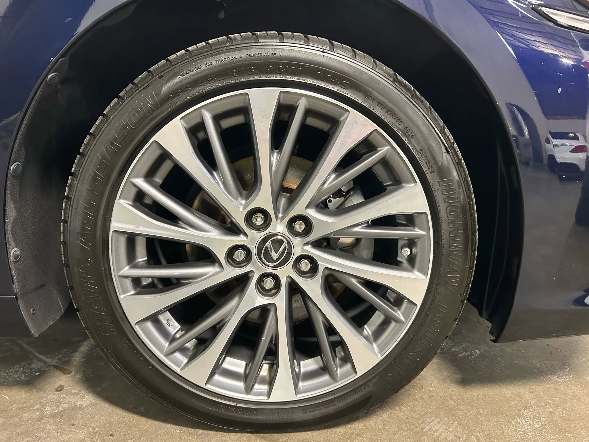 Used 2019 Lexus ES 350 w/ Accessory Package 2 image 11