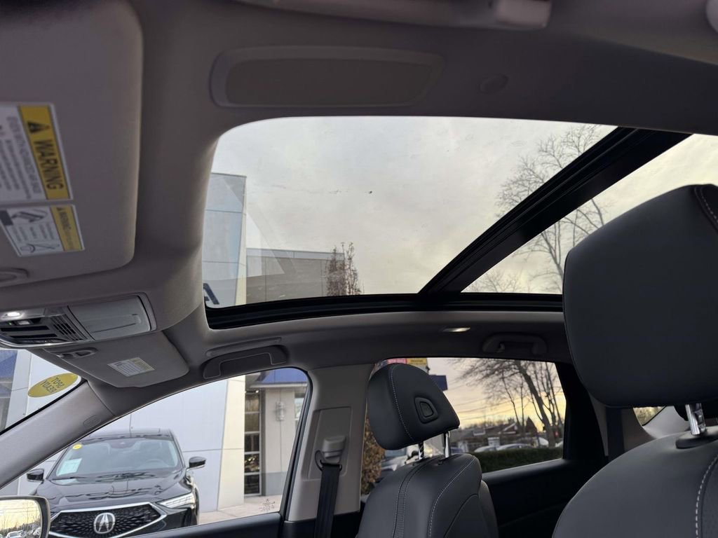 Certified 2022 Acura RDX w/ Technology Package image 18