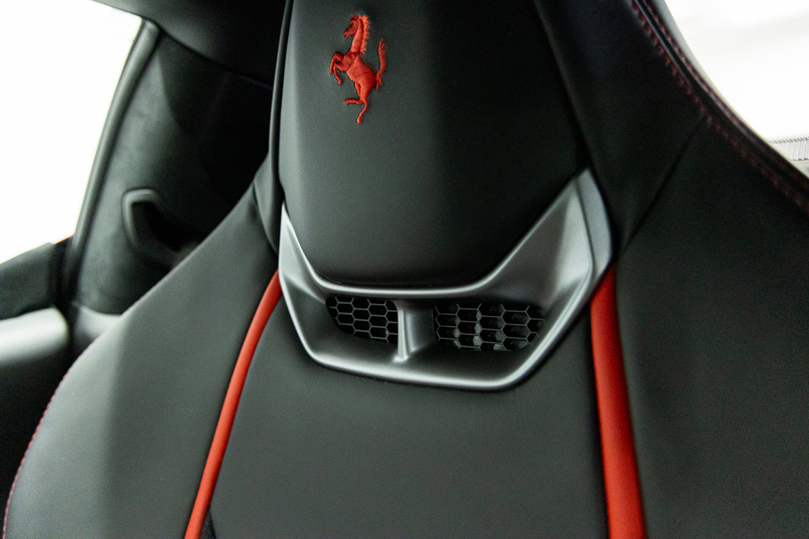 Used 2022 Ferrari 296 GTB image 46