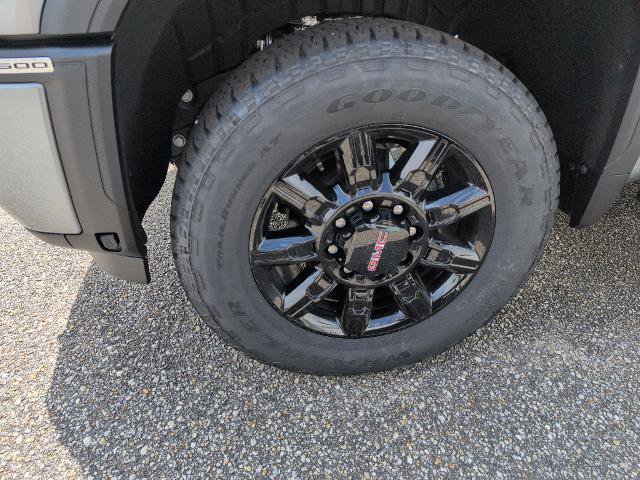 New 2025 GMC Sierra 2500 AT4 w/ AT4 Premium Plus Package image 3
