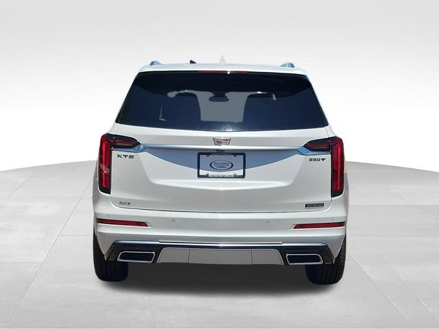New 2025 Cadillac XT6 Luxury AWD/4WD image 12