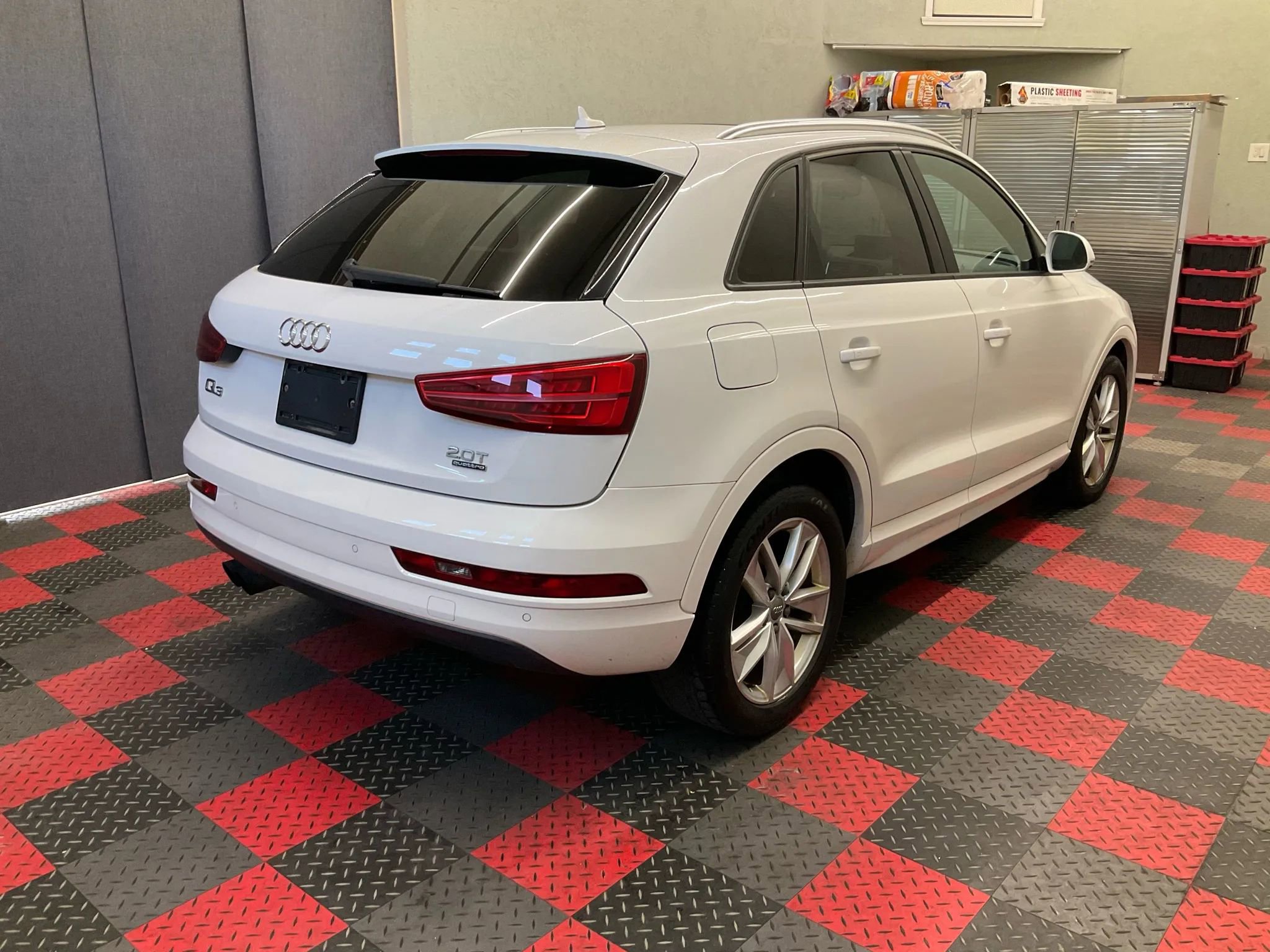 Used 2017 Audi Q3 2.0T Premium AWD/4WD image 3