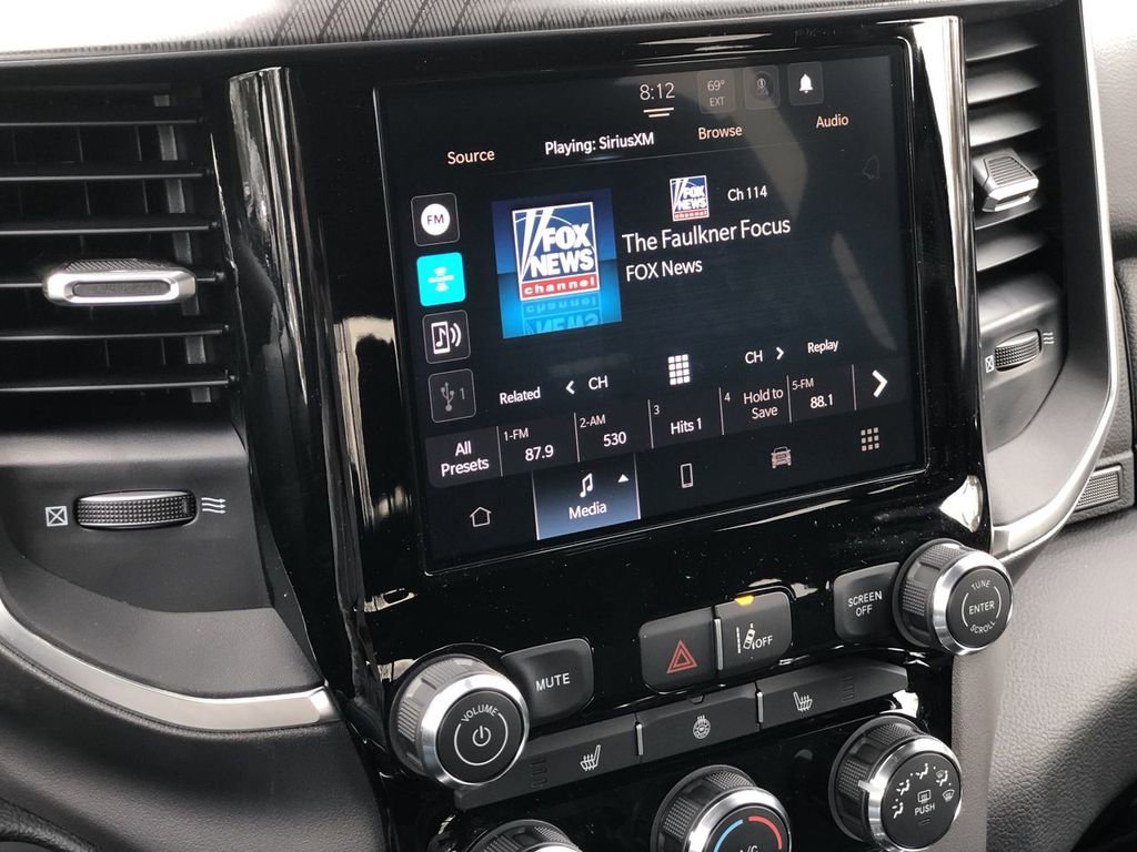 New 2026 RAM 1500 4x4 Crew Cab image 27