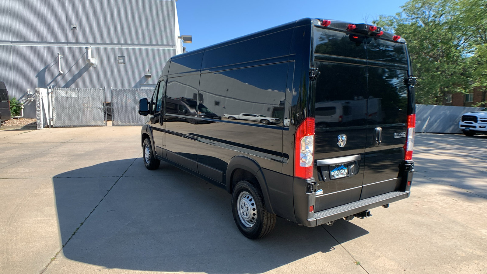 New 2026 RAM ProMaster 2500 w/ Premium Convenience Group FWD image 3