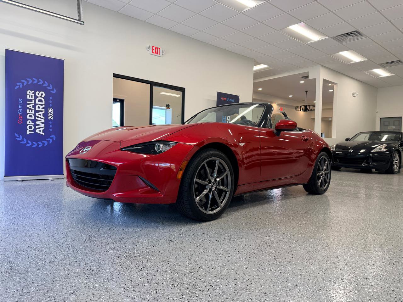 Used 2017 MAZDA MX-5 Miata Grand Touring RWD image 13
