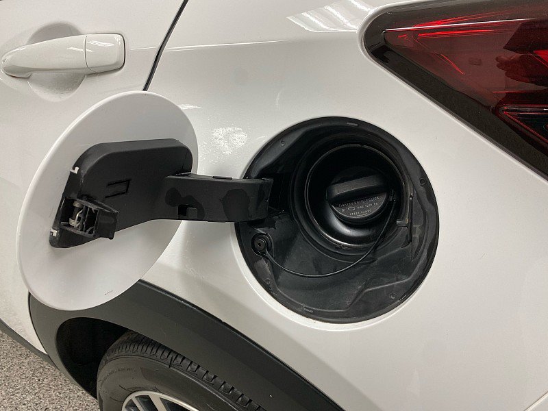 Used 2024 Nissan Kicks SR FWD image 28