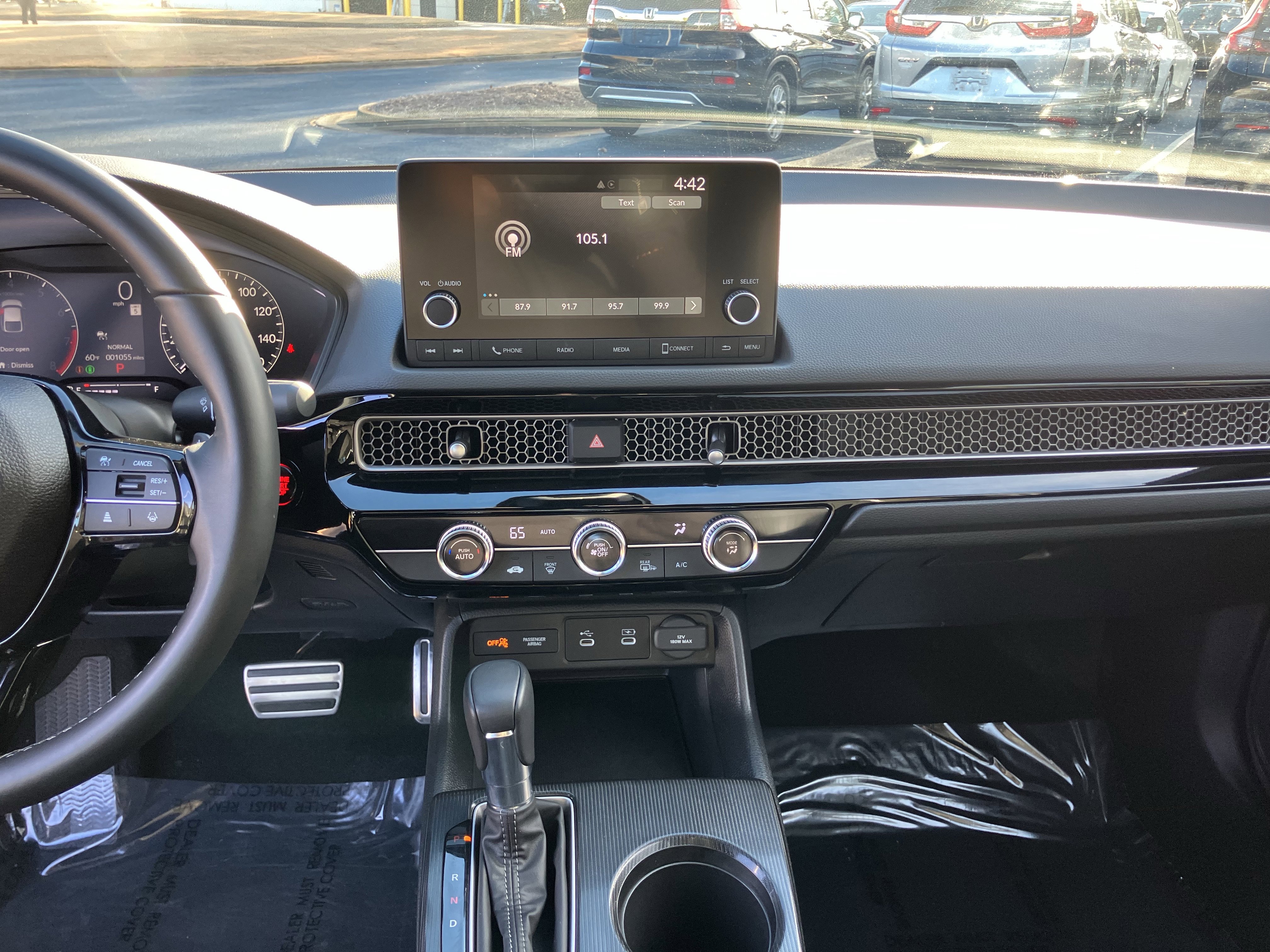 Used 2025 Honda Civic Sport image 25