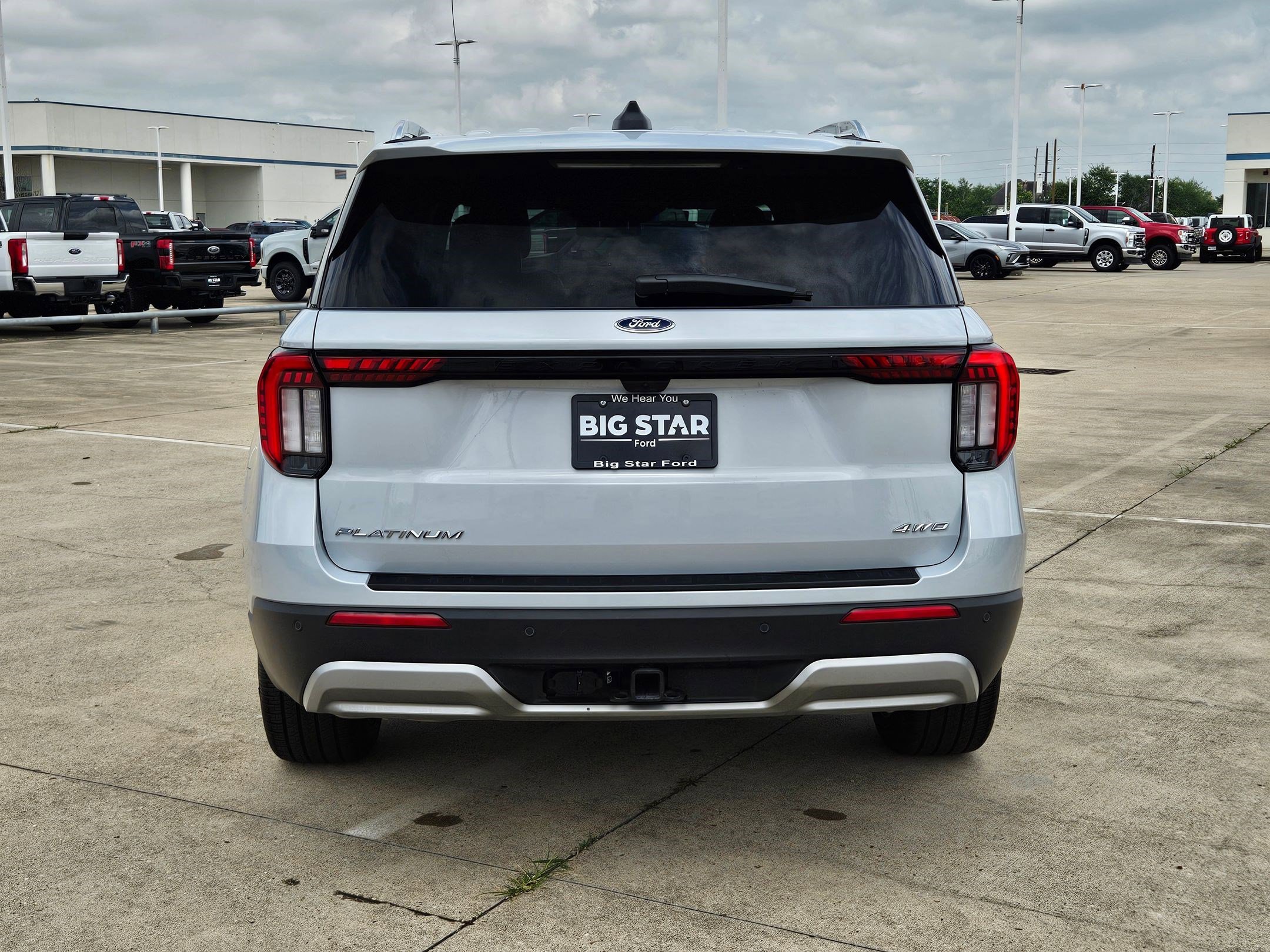 Used 2026 Ford Explorer Platinum w/ LUX Leather Package AWD/4WD image 6