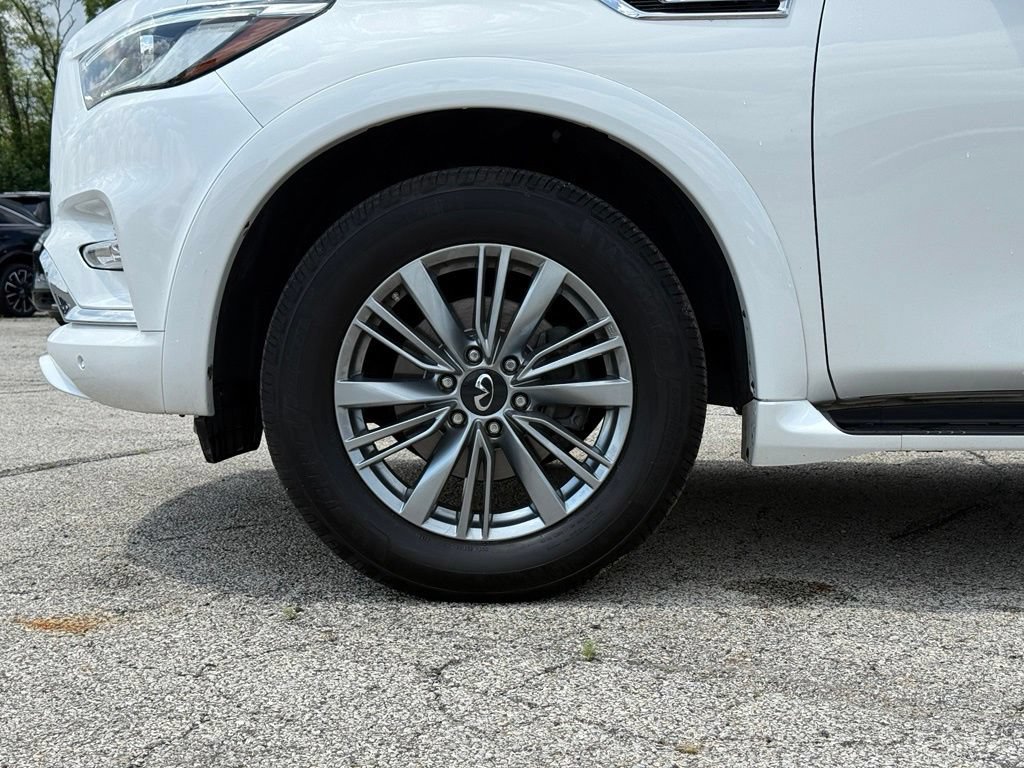 Used 2022 INFINITI QX80 Luxe w/ Cargo Package AWD/4WD image 2