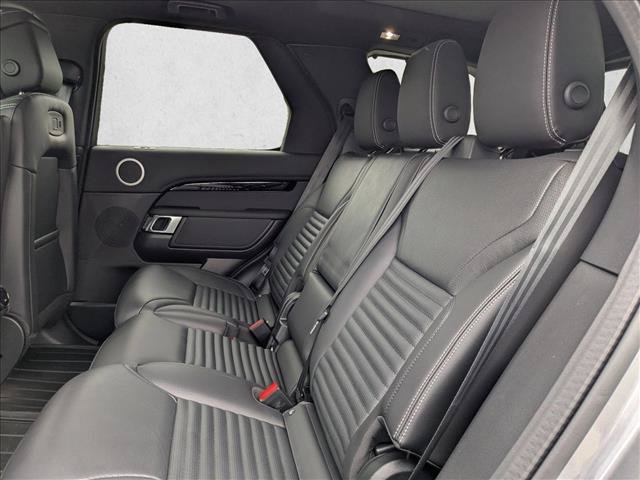 New 2026 Land Rover Discovery S AWD/4WD image 16