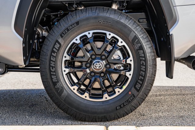 New 2026 Toyota Tundra SR5 image 17