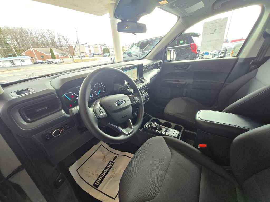 Used 2024 Ford Maverick XL image 9