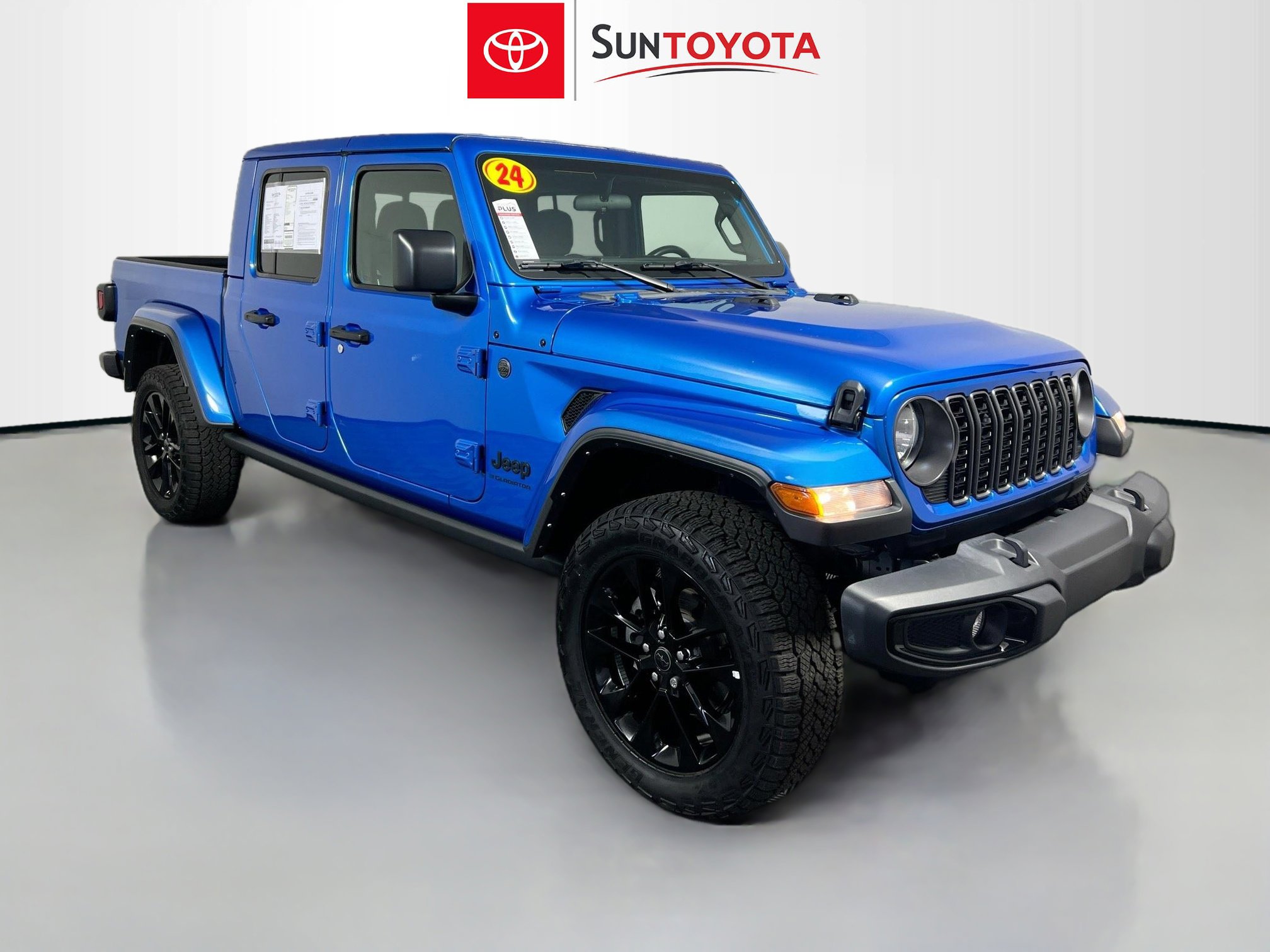 Used 2024 Jeep Gladiator Sport image 1