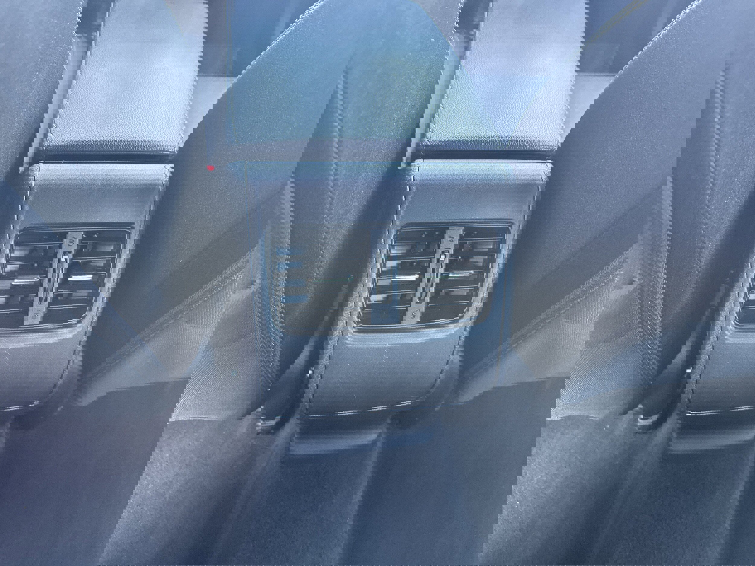 Used 2018 Honda Accord EX image 15