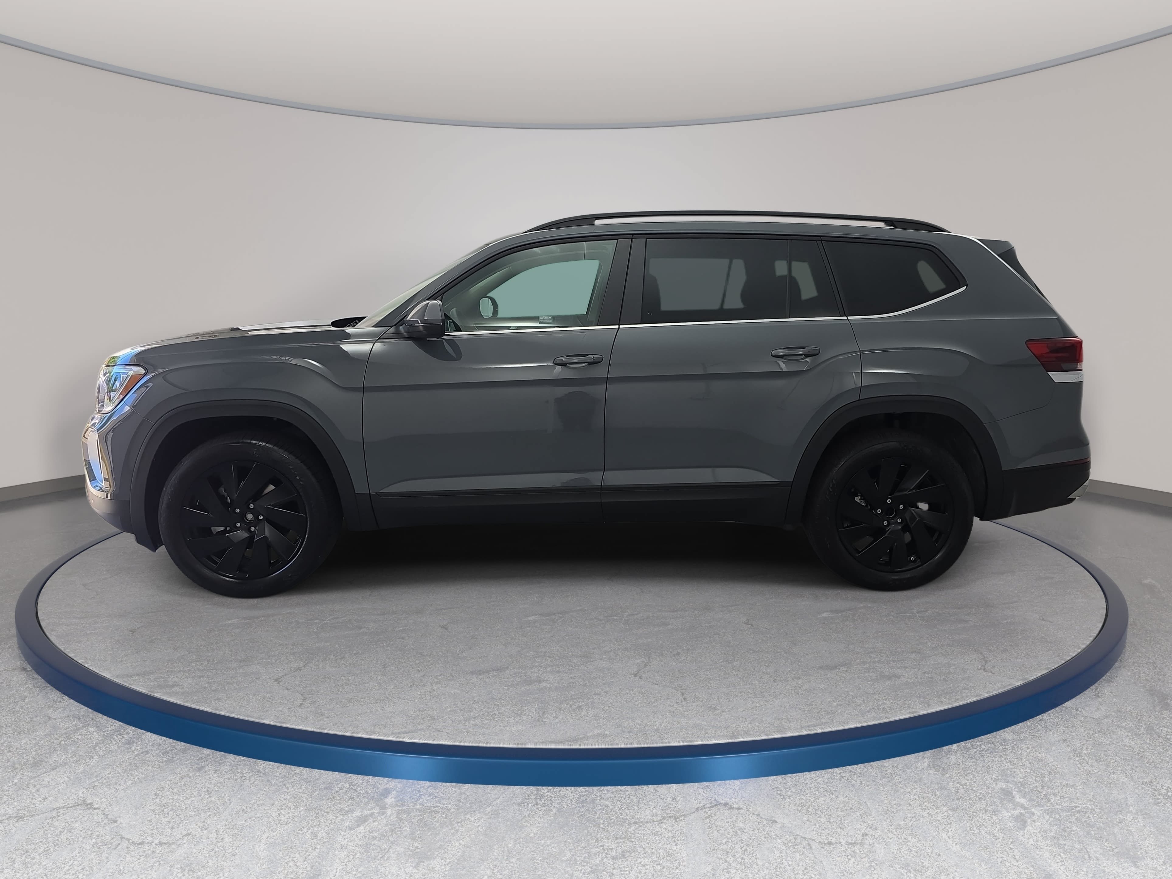 New 2026 Volkswagen Atlas SE FWD image 8