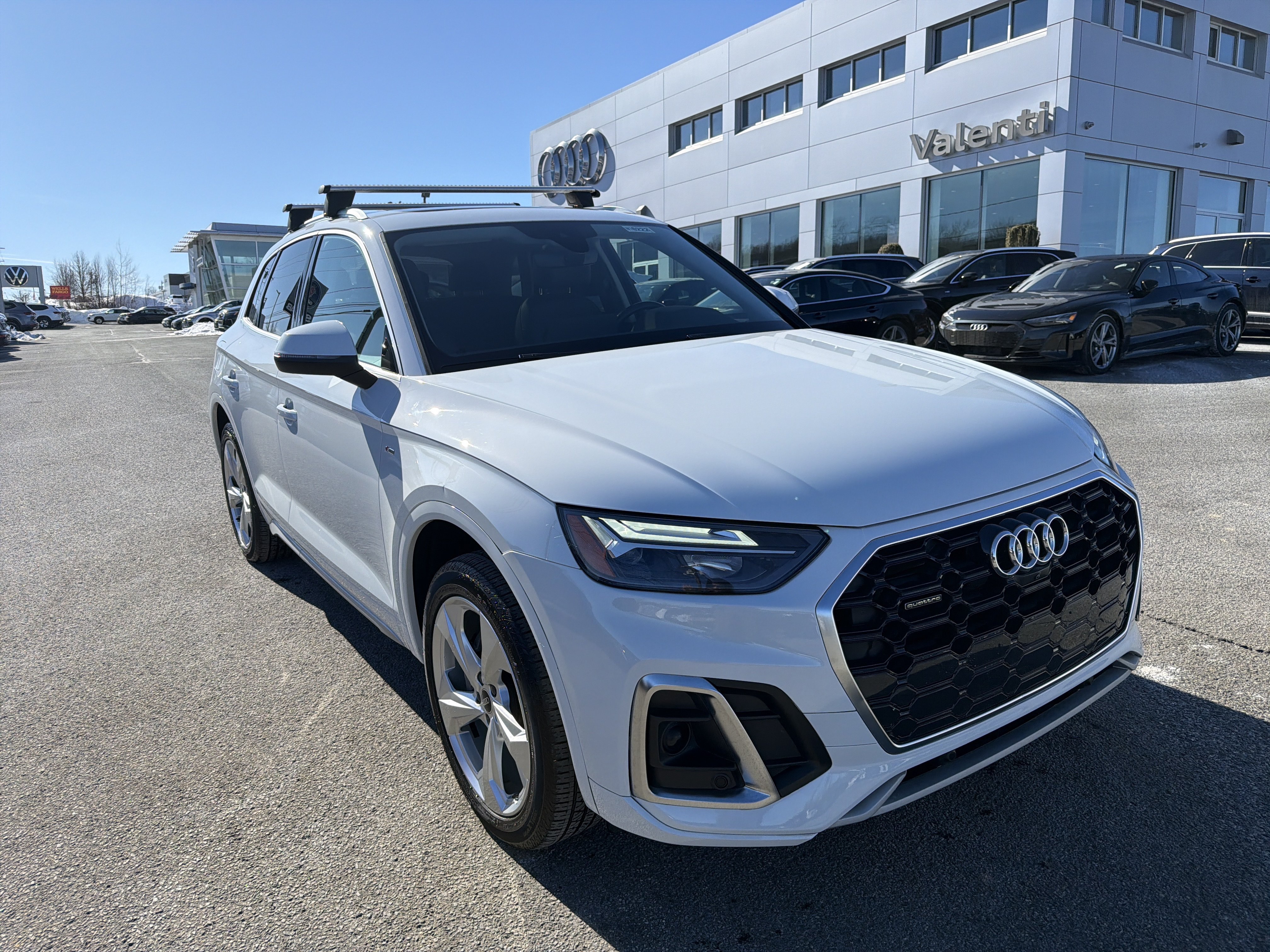 Certified 2023 Audi Q5 2.0T Premium Plus w/ Premium Plus Package AWD/4WD image 1