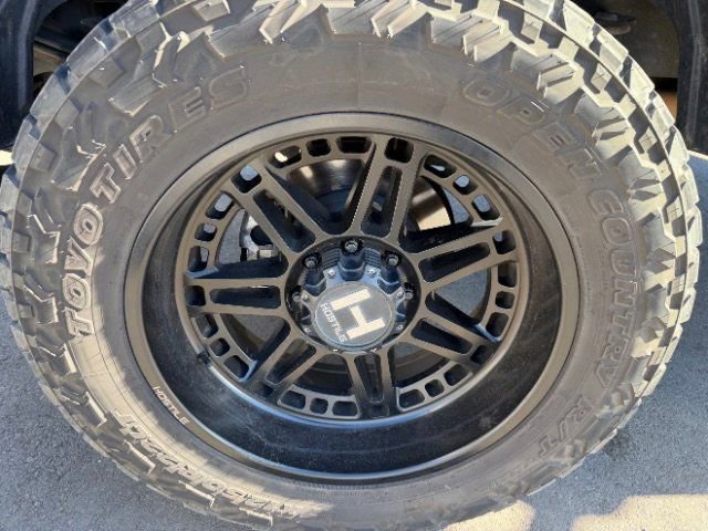 Used 2022 Ford F350 Platinum AWD/4WD image 42