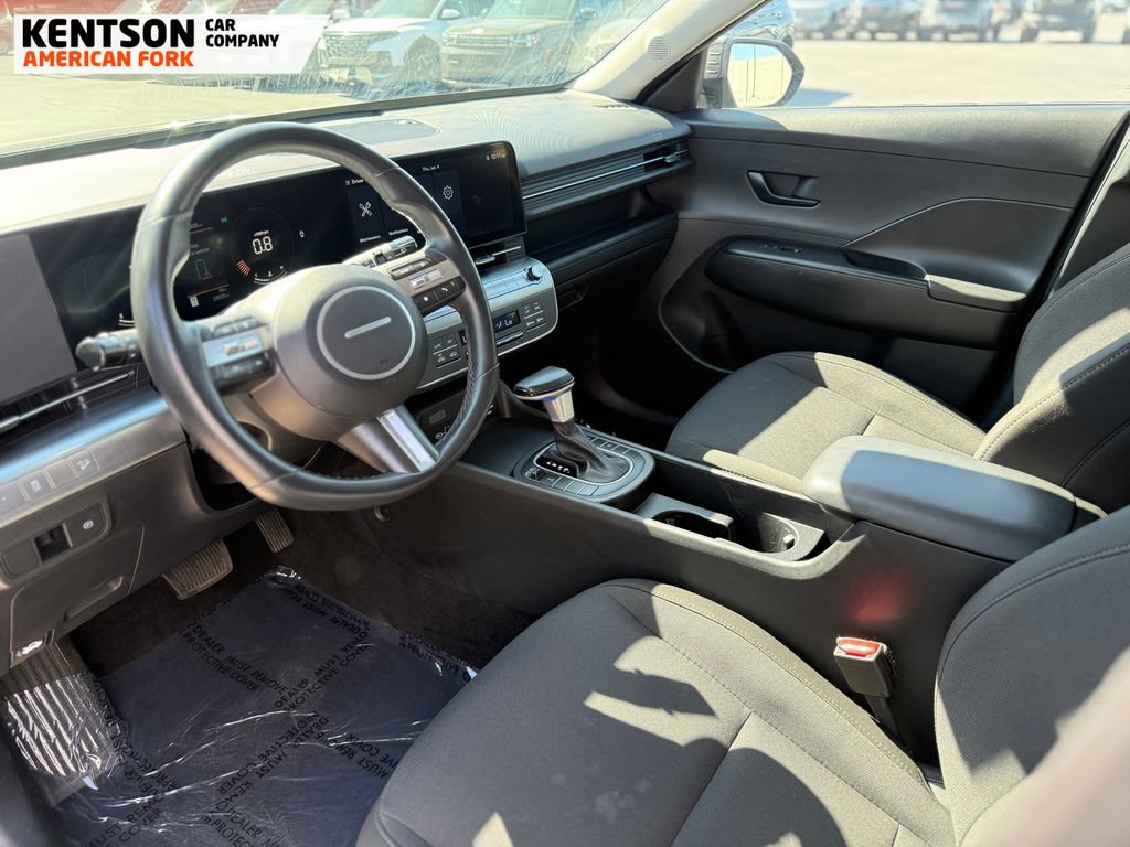 Used 2025 Hyundai Kona SEL AWD/4WD image 25
